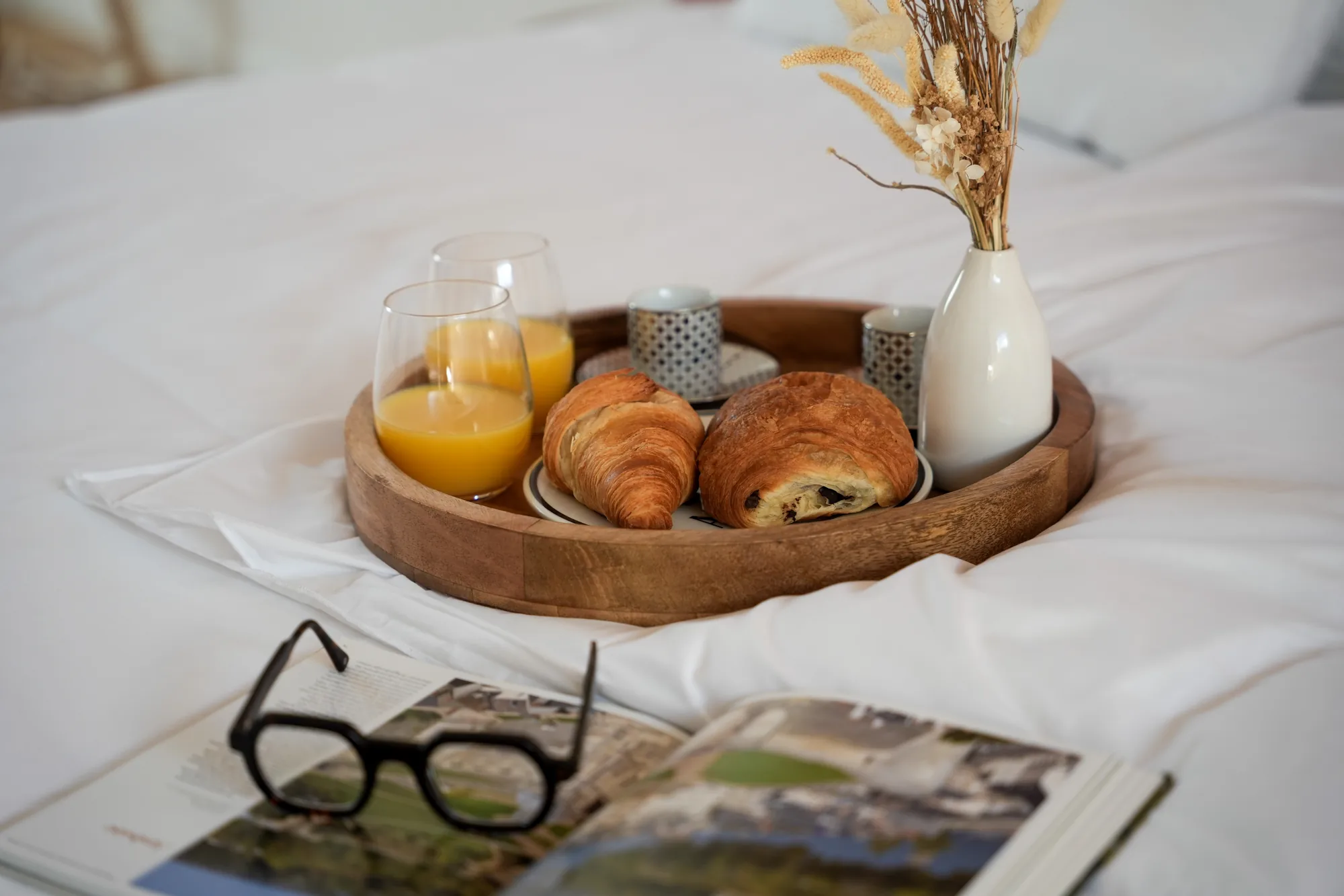 Petit-déjeuner au lit
